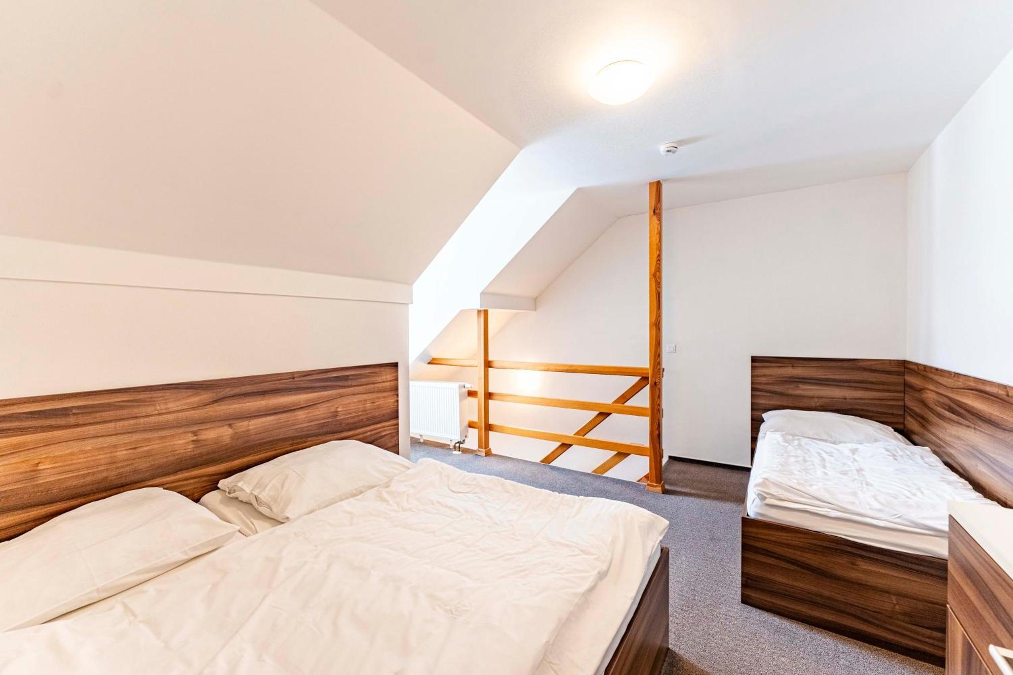 Apartmany Kouty โลชนา นาดเด เดสเนา ภายนอก รูปภาพ